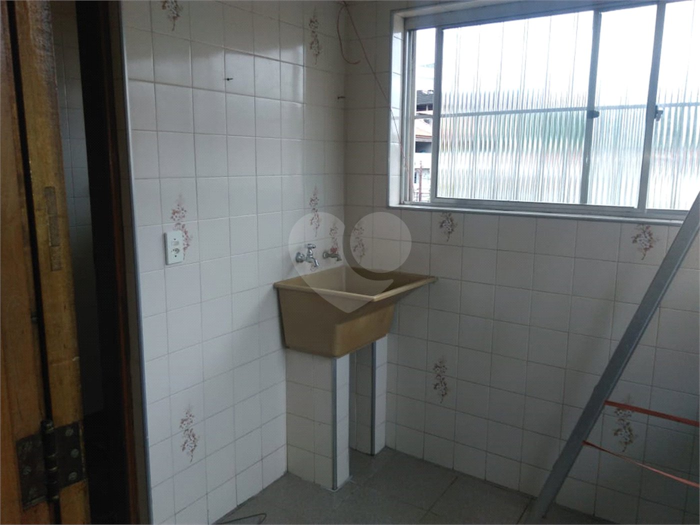 Sobrado venda ou locação HORTO com 254m2, 4 quartos, 2 sala, 2 cozinha, quintal e 3 vagas de garagem
