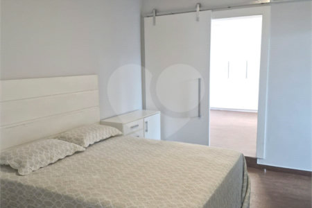 CASA NA ACLIMAÇÃO