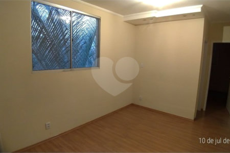 Apartamento no Condomínio Residencial Alcântara.