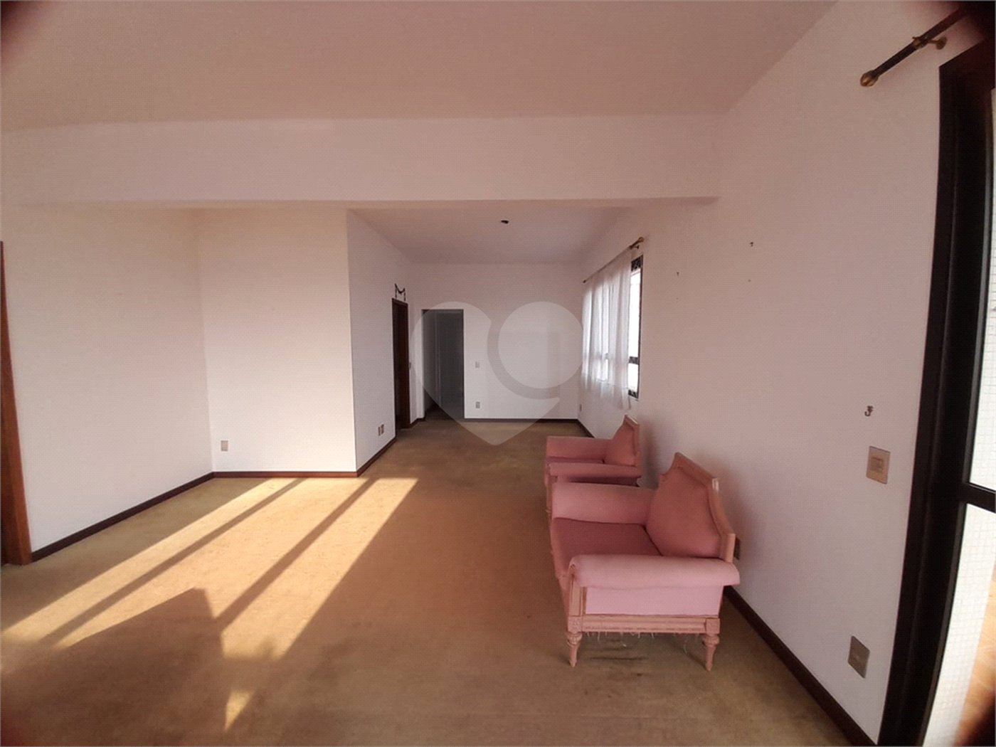 Apartamento à Venda no Edifício João Malagutti – 3 Dormitórios, 132m², Vista Maravilhosa!
