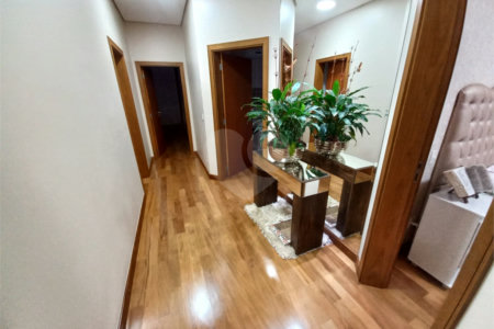 Casa térrea no Damha I