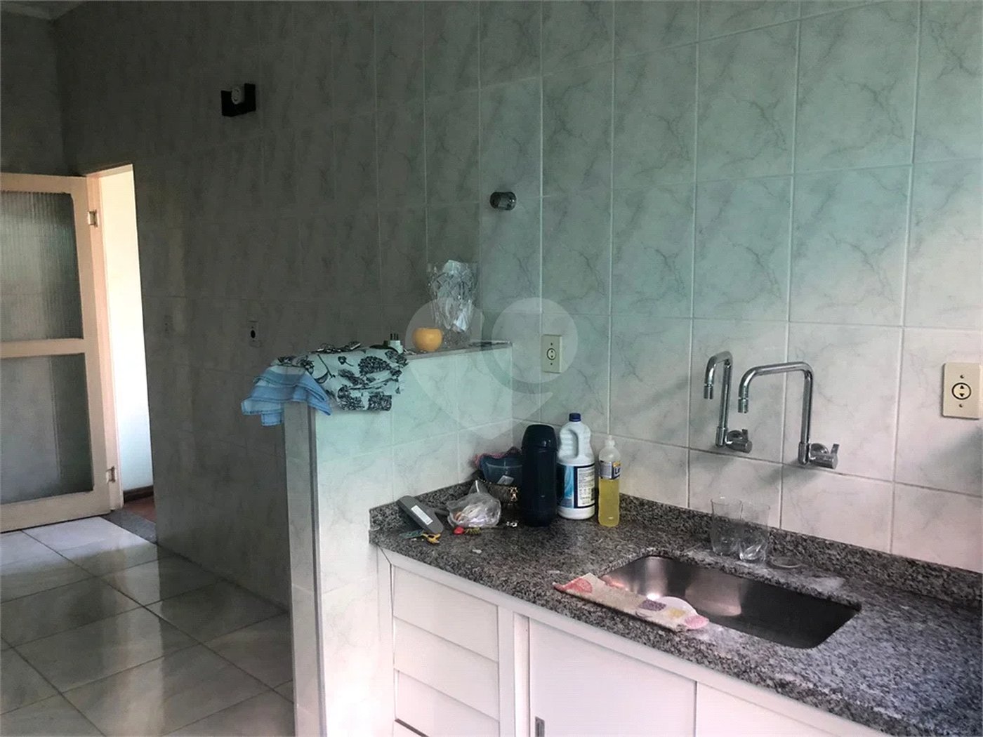 Ótima casa térrea a venda, 2 quartos e 2 vagas de garagem Jd Maristela