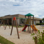 Belíssima Casa à Venda no Condomínio Damha IV
