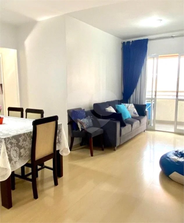 Apartamento á venda na Mooca de 89m² com 2 dormitórios, sendo 2 suítes e 2 vagas.