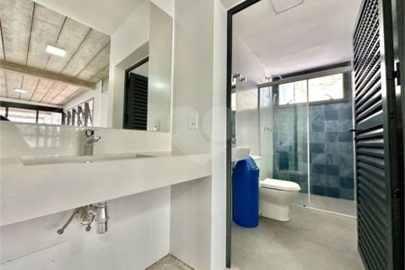 Casa Contemporânea e Mobiliada no Condomínio Palos Verdes – A Essência do Alto Padrão na Granja Viana – 7 suítes, 4 pavimentos com elevador