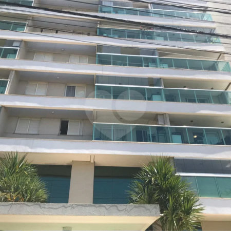 APARTAMENTO MOBILIADO EM FRENTE AO SHOPPING 02 DORMITÒRIOS