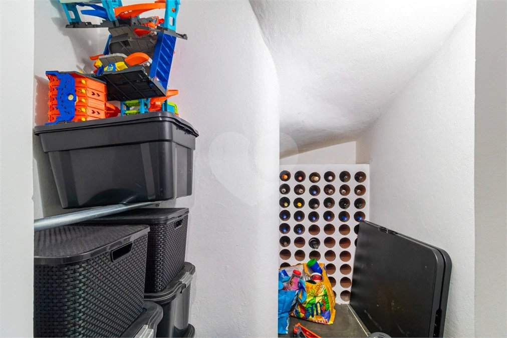 Sobrado à venda com 3 quartos, sendo 1 suíte, em Jardim Prudência, São Paulo, SP