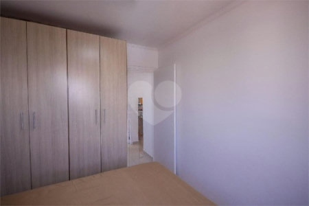 Oportunidade Apartamento mobiliado á venda na saude com 60m² com 2 dorm e 2 vaga. Aceita e estuda Permuta ( sujeito a avaliação).