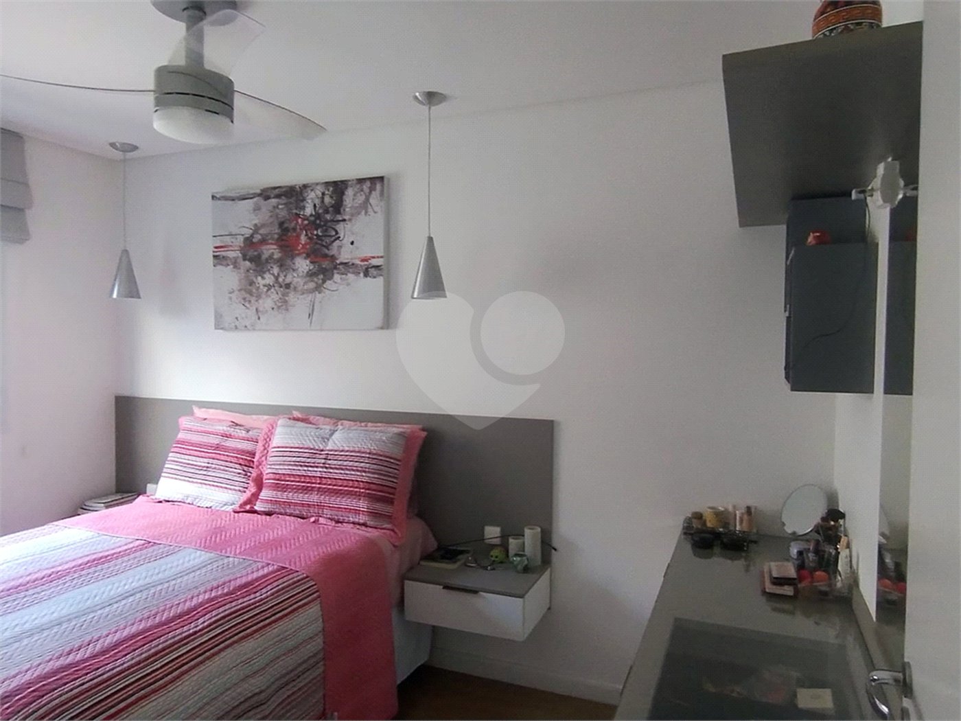 CAMBUCI - APARTAMENTO PARCIALMENTE MOBILIADO !