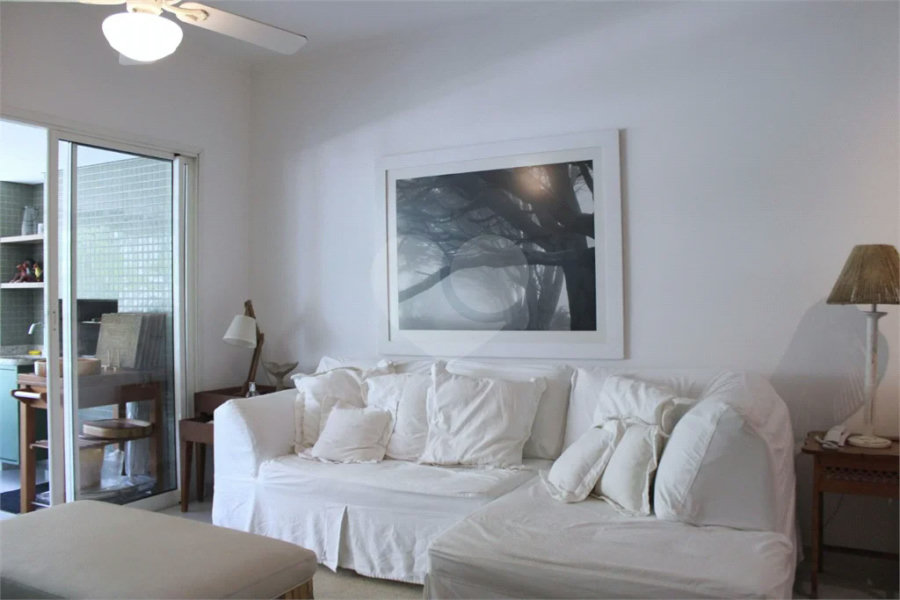 Apartamento à venda com 4 quartos, sendo 3 suítes, em Riviera de São Lourenço, Bertioga, SP