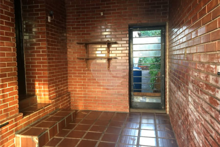 Casa térrea no Centro
