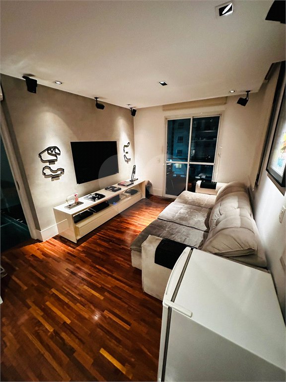 Apto duplex 120 m² a venda e locação no Paraiso com 2 suítes , 2 banheiros , lavabo e 2 vagas