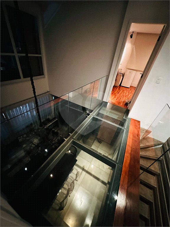 Apto duplex 120 m² a venda e locação no Paraiso com 2 suítes , 2 banheiros , lavabo e 2 vagas