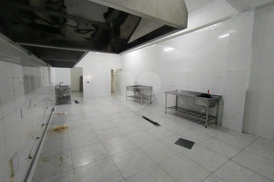 Prédio à venda em Imirim, São Paulo, SP