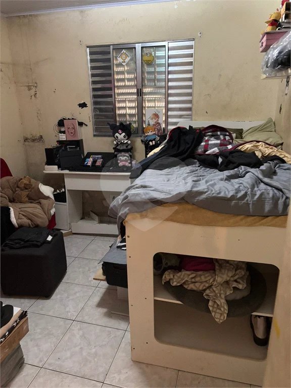 Casa com 300m², 5 quartos (3 suítes), 3 garagens, à venda em Itaquera