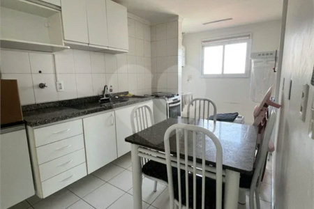 APARTAMENTO de 2 quartos (1 suíte) á venda em Santo André, 75m², 2 garagens fixas e cobertas, é entrar e morar!