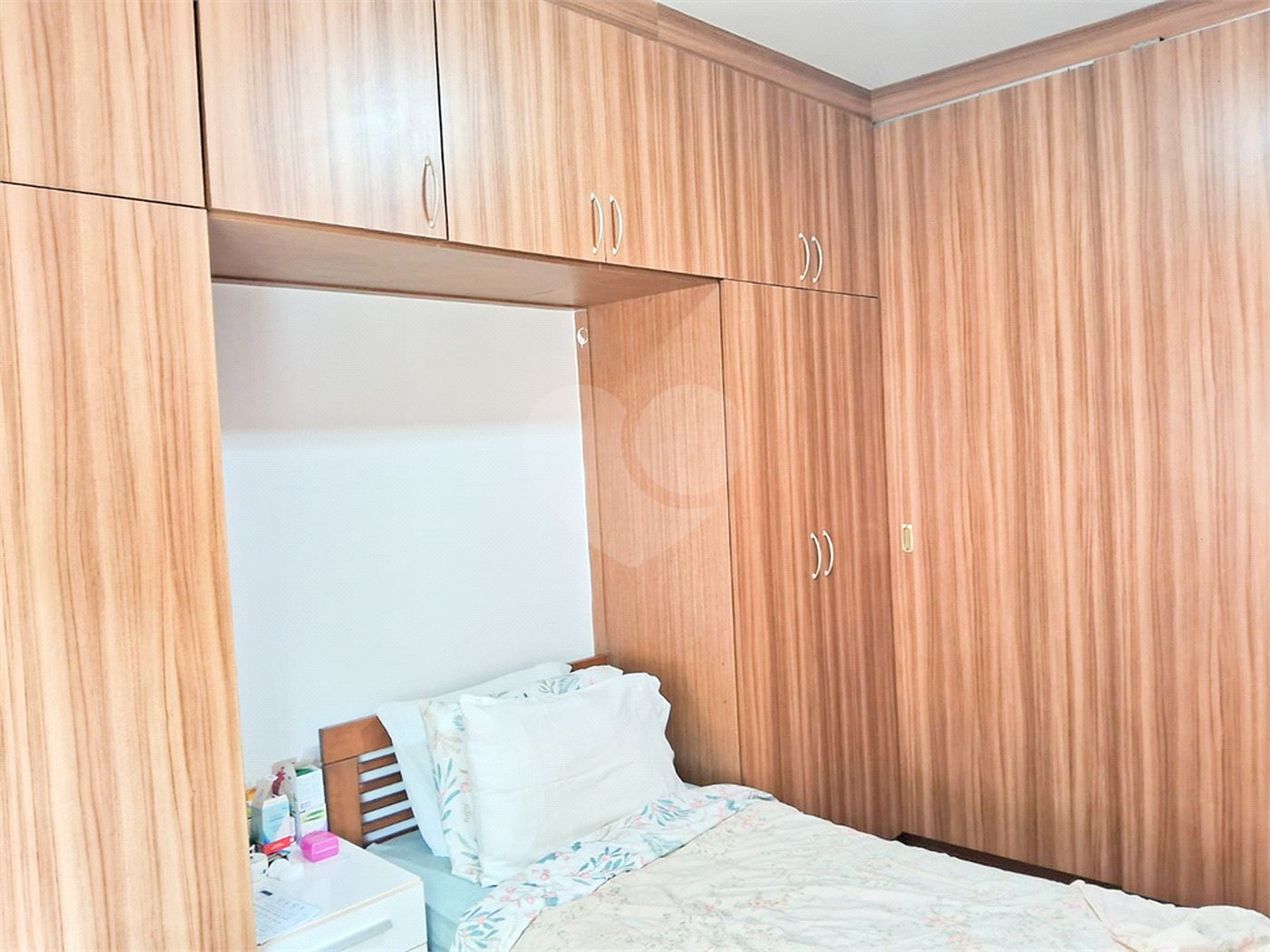 Apartamento na Vila Buarque com 2 quartos, 1 banheiro, sem garagem