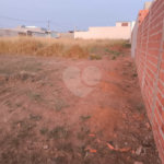 Terreno no Arcoville com 240 m²