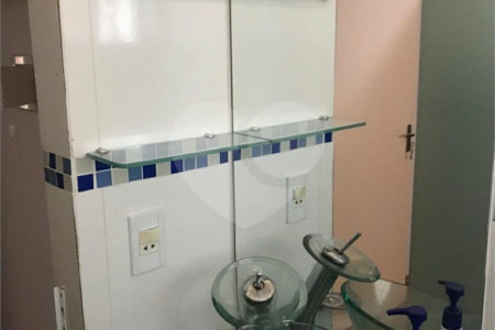 Apartamento para venda no Edifício Residencial dos Ipês II em Araraquara/SP.