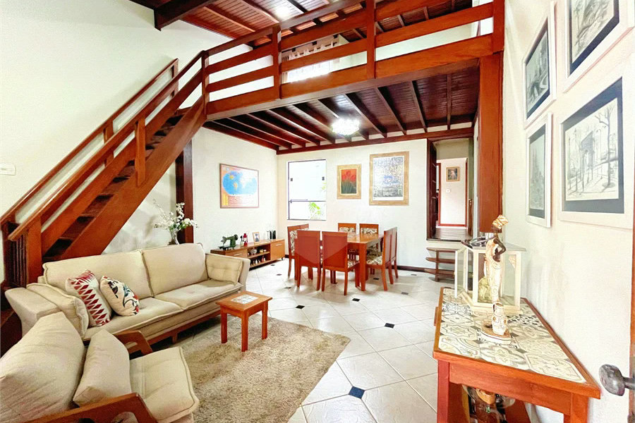Casa à venda com 4 quartos, sendo 1 suíte,  em Loteamento Santa Rosa, Piracicaba, SP