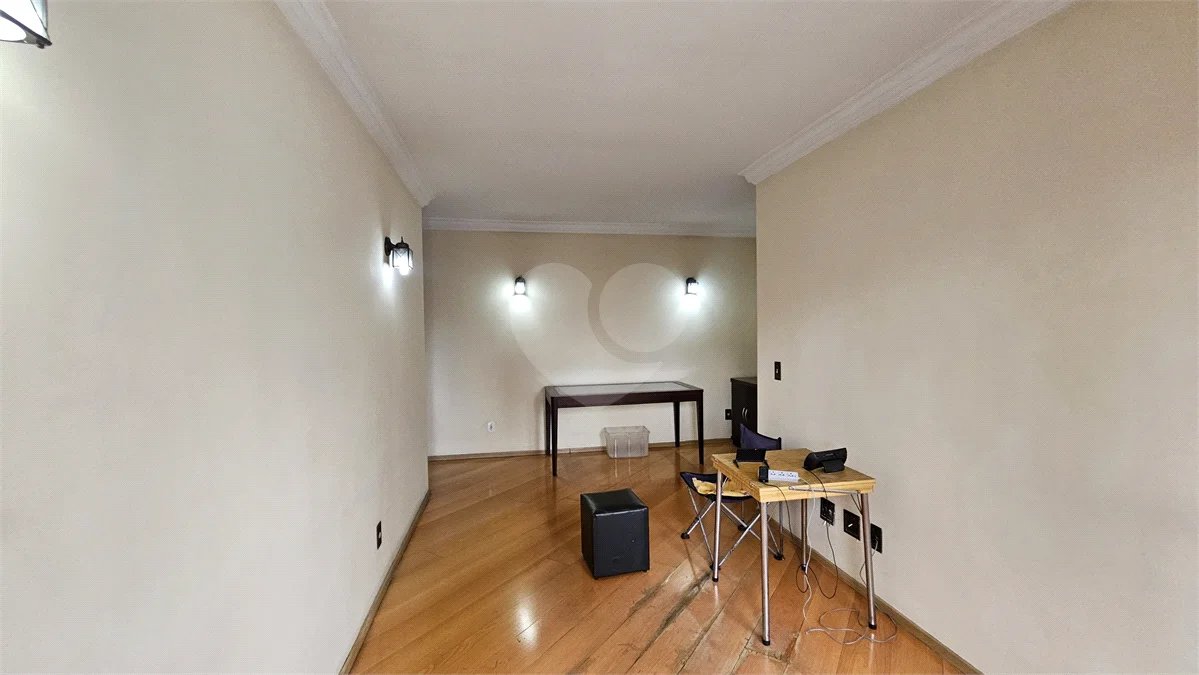Apartamento à venda | 72 m² | 3 quartos (1 suíte) | 1 vaga | Próximo ao Metrô Saúde