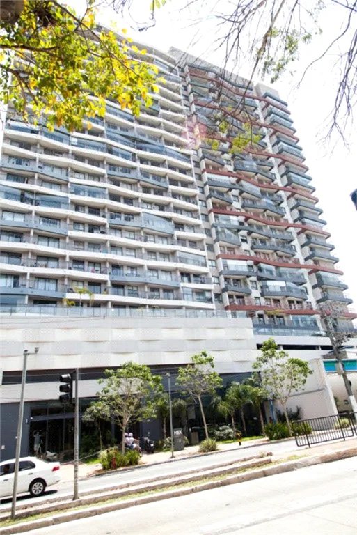 Apartamento à venda com 1 quarto em Alto da Boa Vista, São Paulo, SP