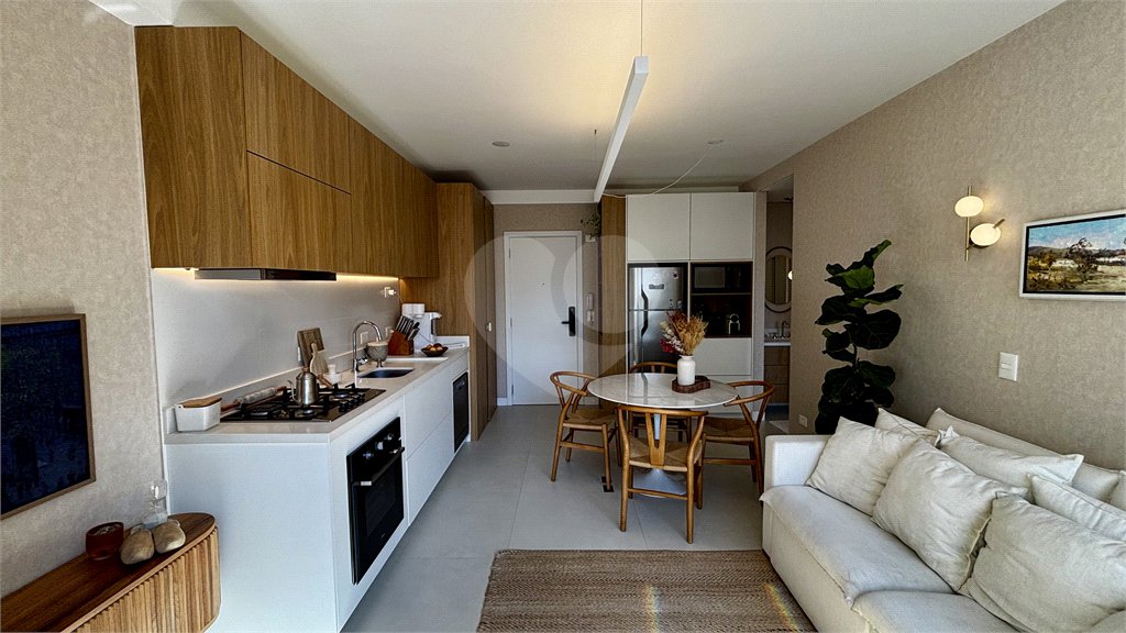Apartamento novo na Vila Mariana com 38m², 1 vaga e próximo ao metrô.