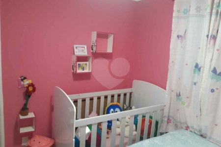Apartamento no Condomínio Mont Azul.