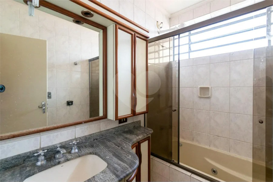 Casa à venda com 200m², 4 quartos e 2 vagas
