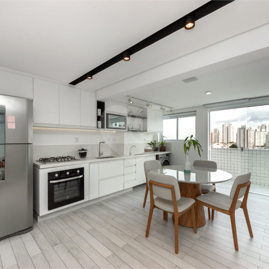 Apartamento - Venda - São Paulo , São Paulo Apartamento Garden em andar alto à venda na Saúde com 56