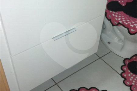 Lindo apartamento no Bosque dos Ipês .