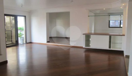 Apartamento à venda com 4 quartos, sendo 3 suítes,  em Itaim Bibi, São Paulo, SP