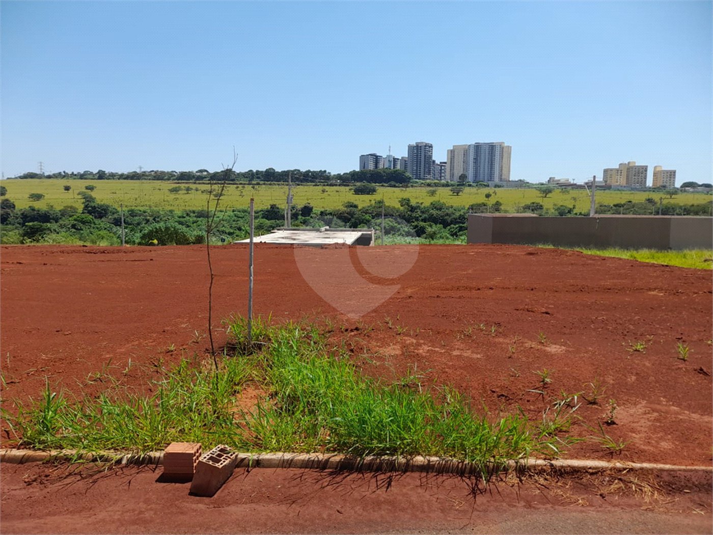 Terreno à Venda no Bairro Salto do Monjolinho -São Carlos/SP