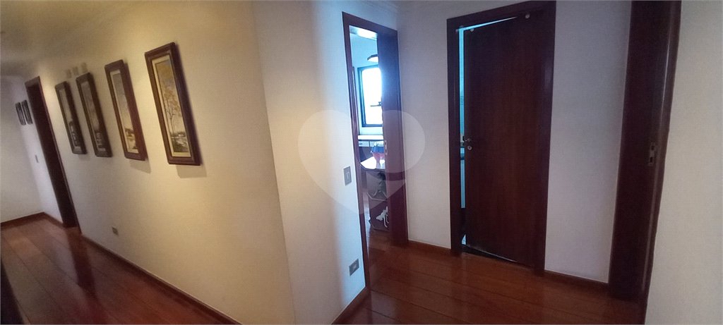 Apartamento à Venda em Mirandópolis com 4 Dormitórios, 2 Suítes e 4 Vagas