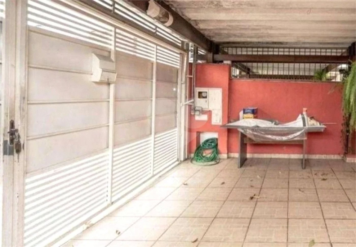 Sobrado à venda com 3 dormitórios na Vila Carrão
