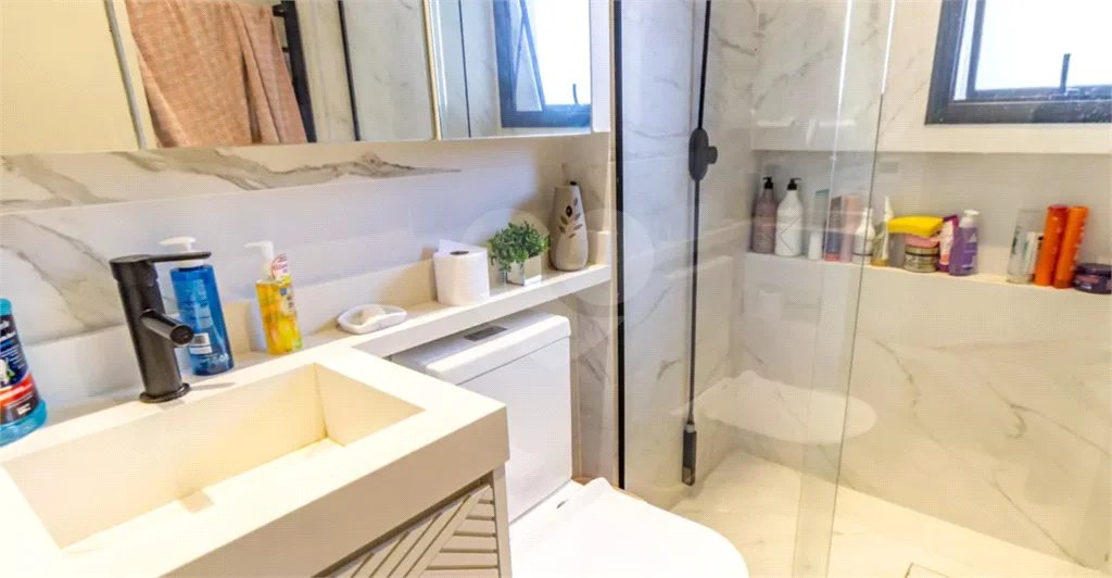 Apartamento à venda na Moóca, 68m², 2 dormitórios, 1 suíte, 1 vaga, ar condicionado, varanda, lazer completo
