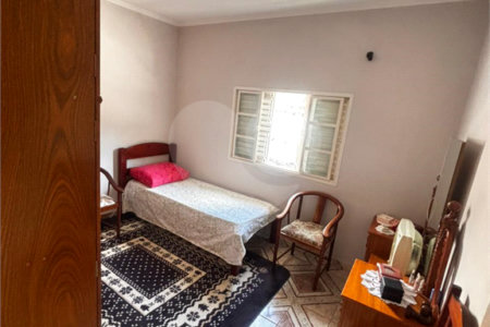 Ótima Casa à Venda – Avenida Salinas São José dos Campos