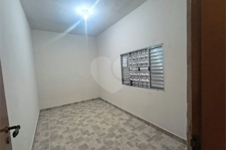 Casa para Locação no Jardim Pau Preto – Indaiatuba/SP - 3 dormitórios, quintal e garagem com portão manual