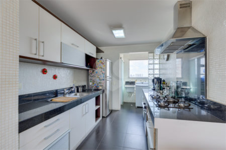 Apartamento com 2 quartos à venda no Campo Belo, São Paulo - SP