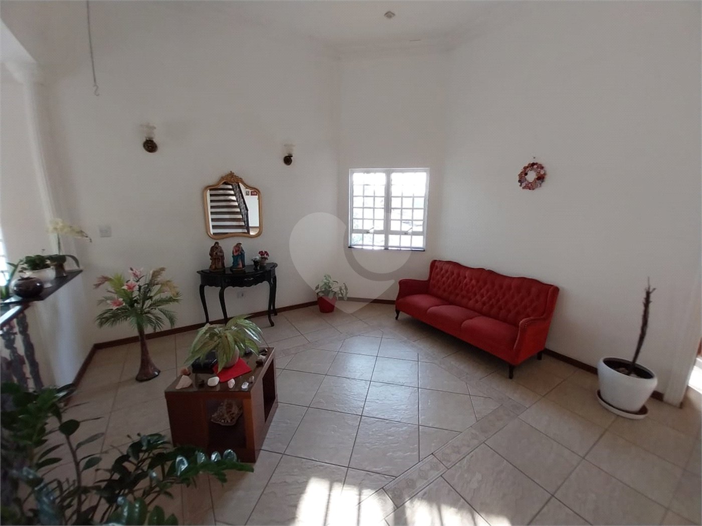 Sobrado à venda com 5 quartos, sendo 1 suíte,  em Terra Nobre, Louveira, SP