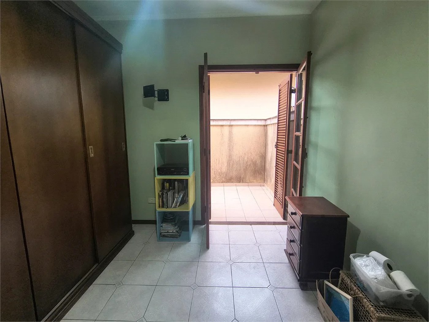 Sobrado à venda com 3 quartos, sendo 1 suíte,  em Butantã, São Paulo, SP