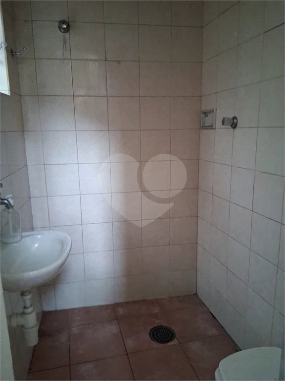 Casa ampla com 3 dormitórios, 2 vagas , quintal Parada Inglesa