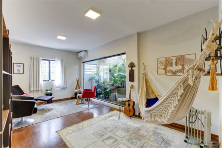 Sobrado à venda com 3 quartos, sendo 1 suíte, em Chácara Santo Antônio, São Paulo, SP