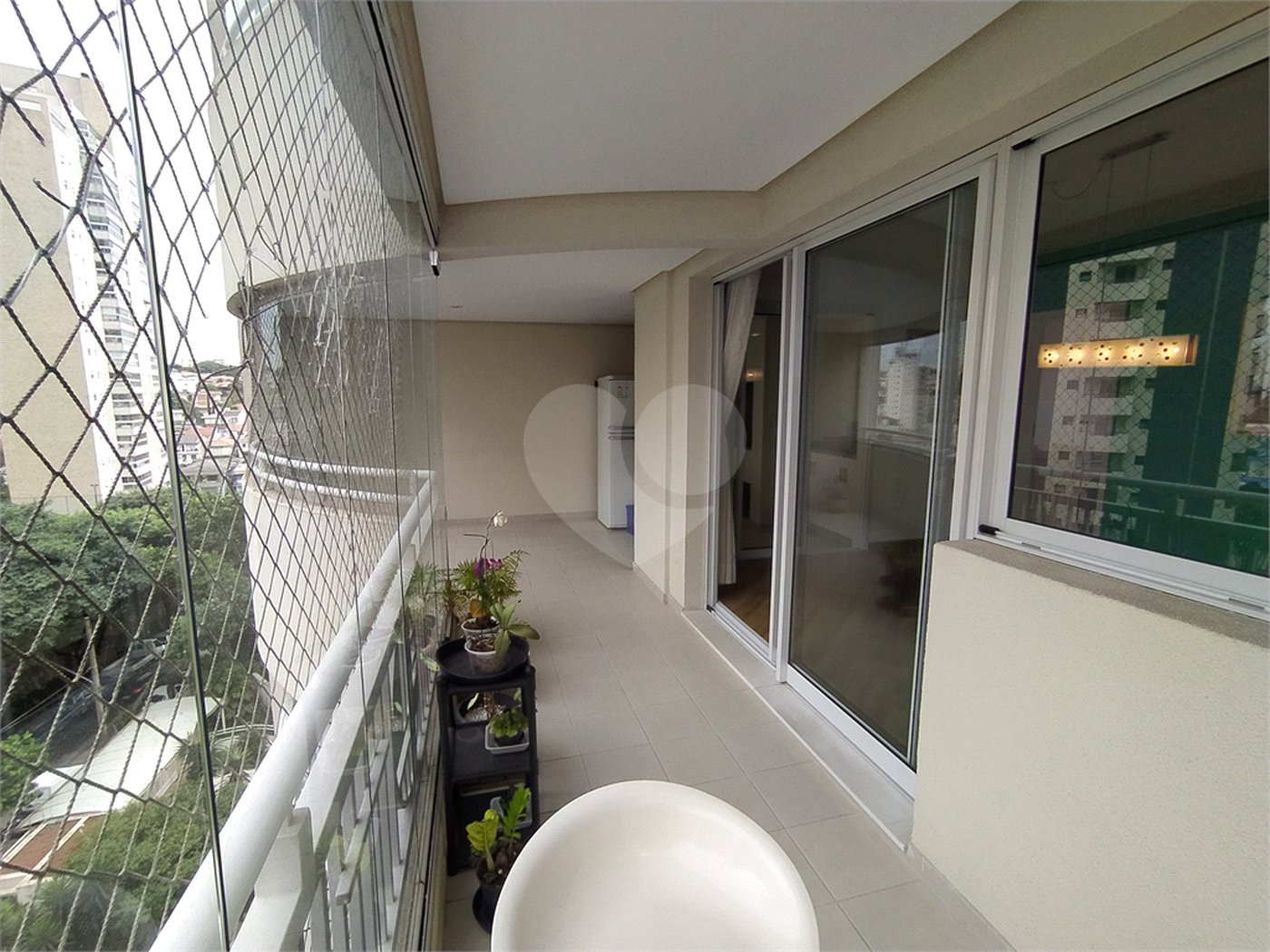 Apartamento de 145m2 com varanda gourmet 3 dormitórios e 2 vagas à venda na Chácara Klabin