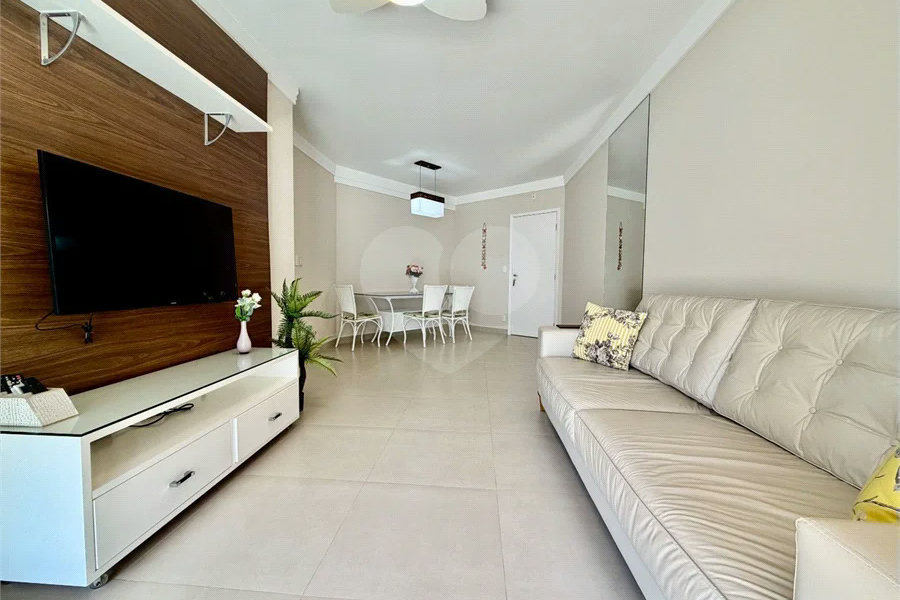 Apartamento à venda com 3 quartos, sendo 1 suíte, em Riviera de São Lourenço, Bertioga, SP