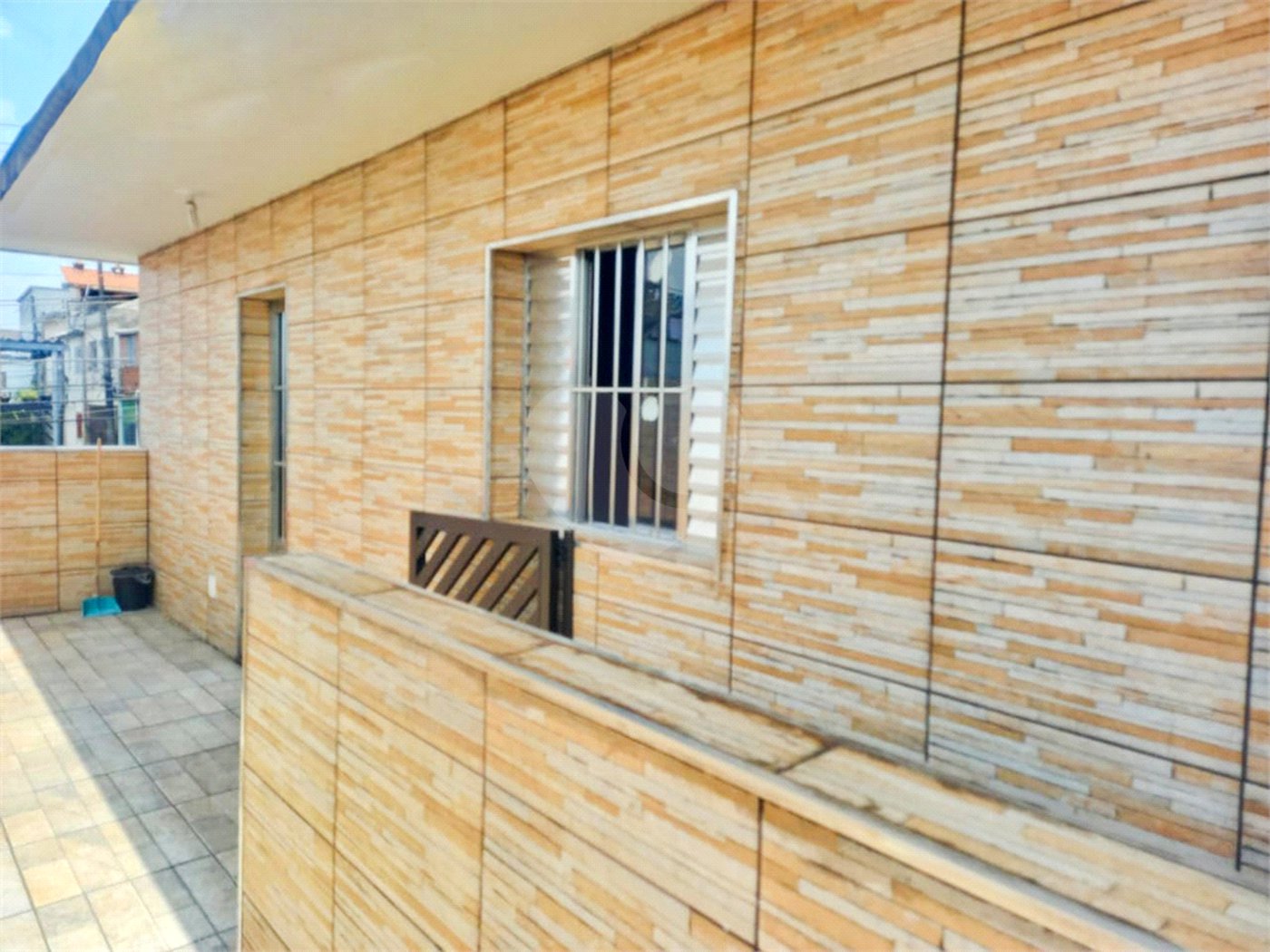 Casa terrea com 6 quartos, 2 vagas na Vila Brasilina