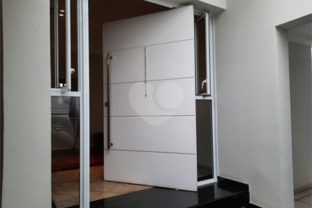 Casa com 3 quartos, térrea, plana, na City Campo Grande