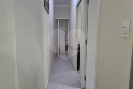 Casa de vila com 3 dormitórios sendo 2 suítes em Santana