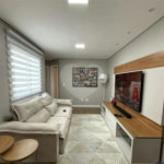 Apartamento de 100 m² à venda em Santo André, sem condomínio, com 2 quartos, 2 banheiros, móveis planejados, área gourmet e 1 vaga coberta e fixa. Excelente acabamento.