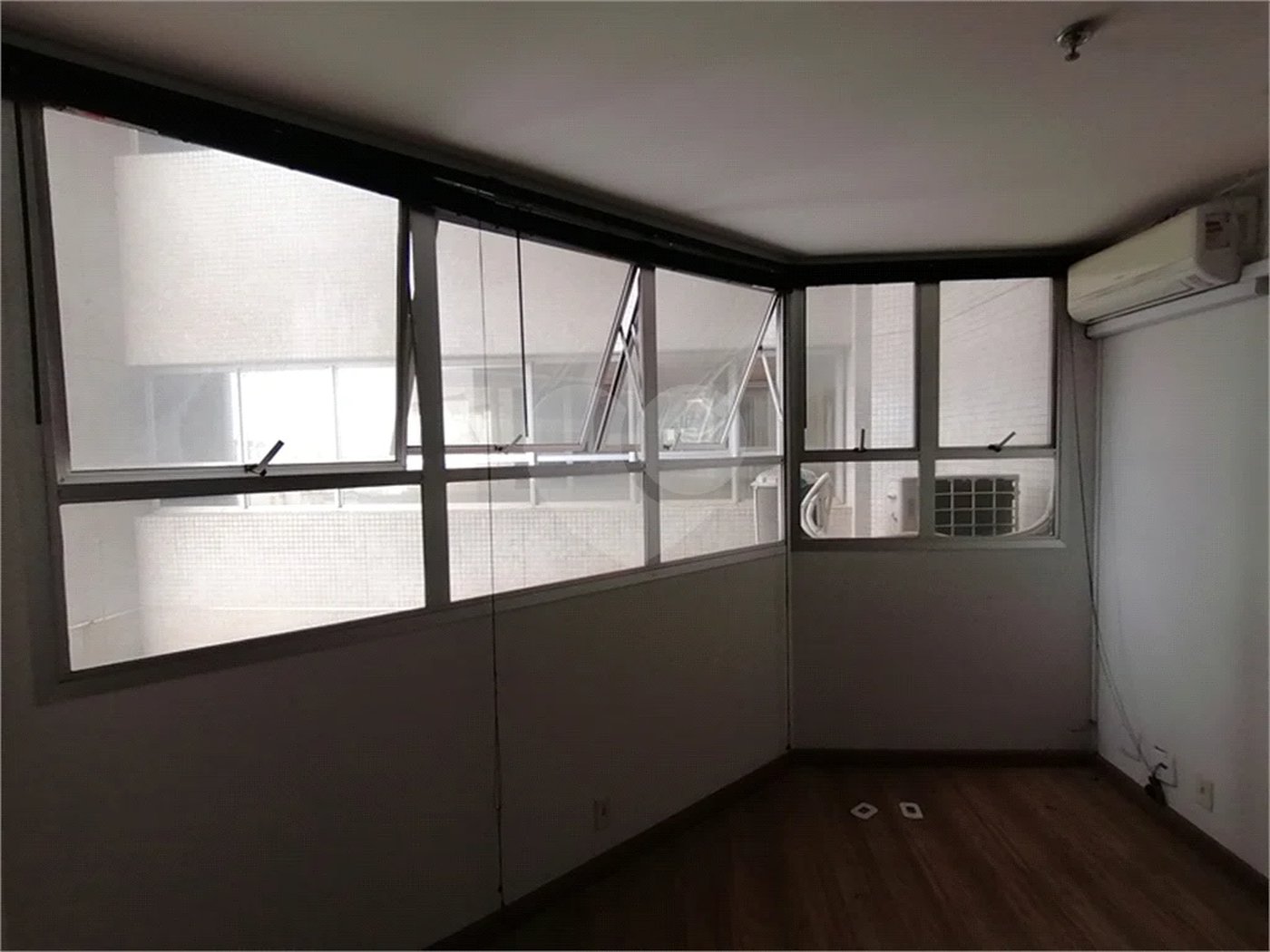 SALA COMERCIAL 40m2 VENDA/LOCAÇÃO NO CENTRO DE CAMPINAS